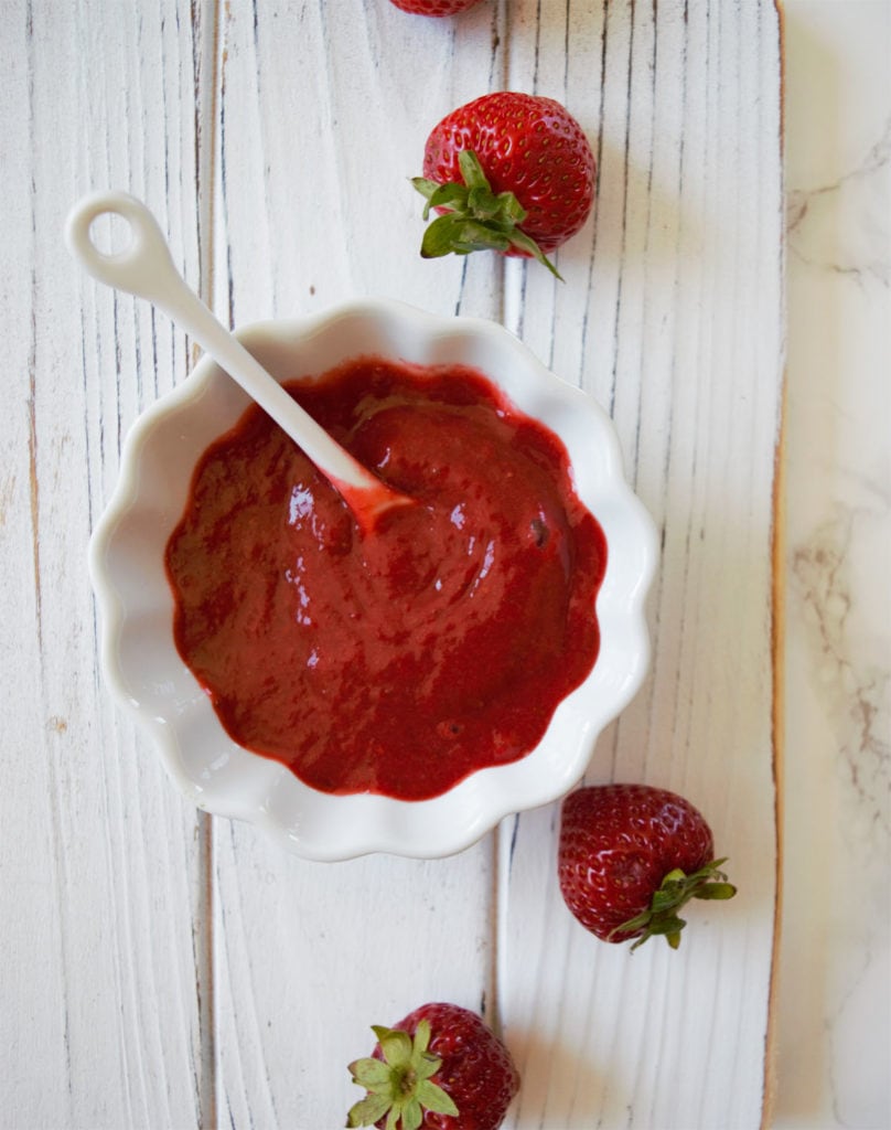 Easy eggless strawberry icecream without an icecream maker