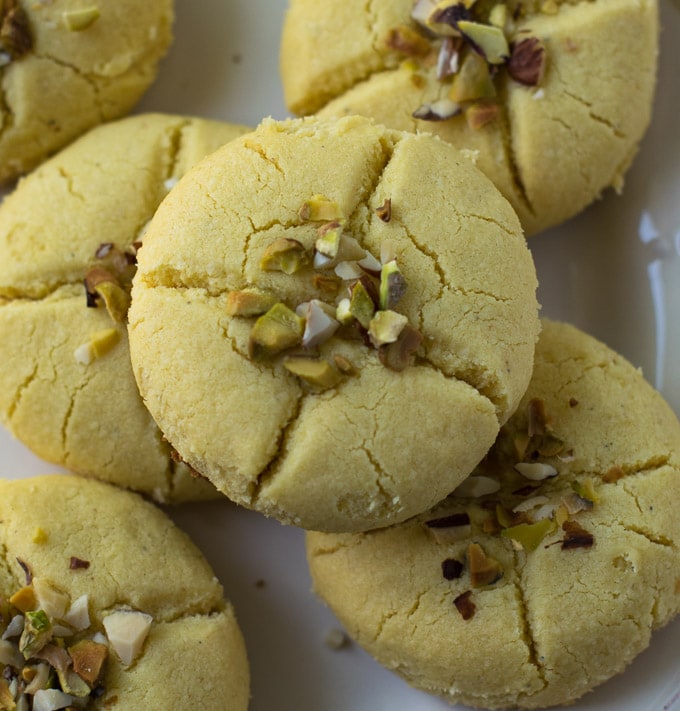 Close look of baked nankhatai with nuts. 