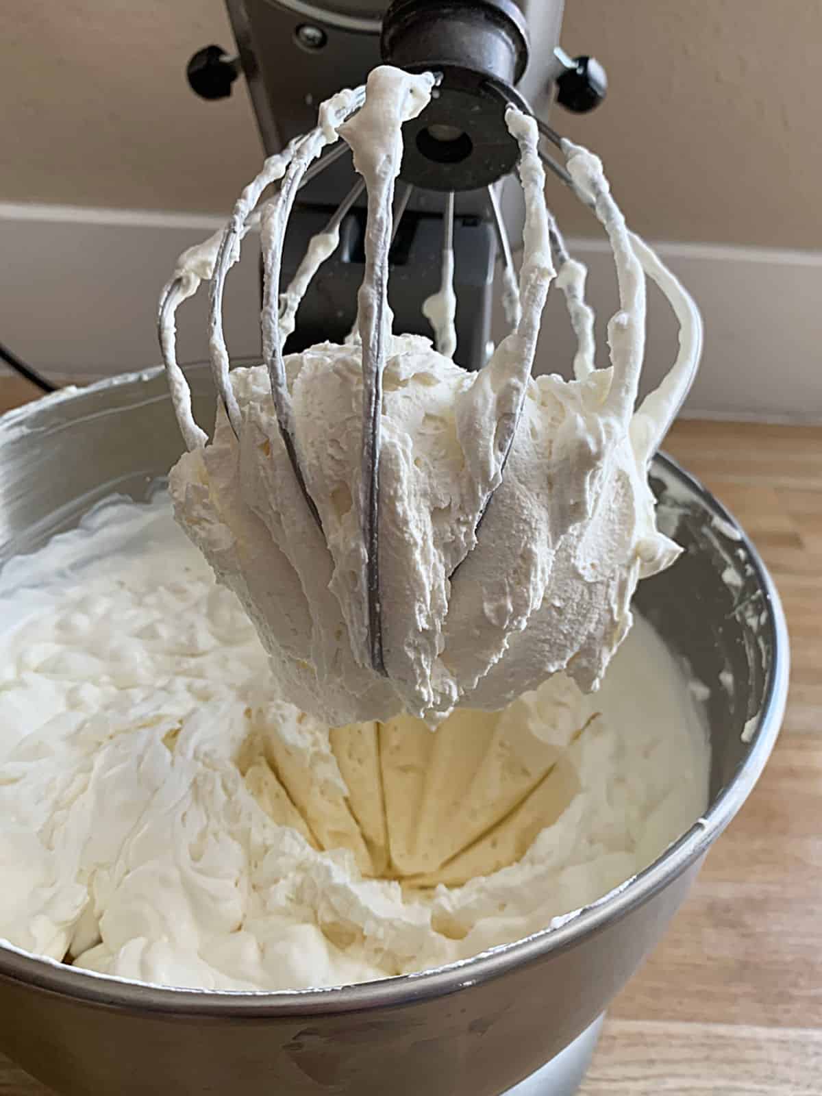 Whipping frosing in a stand mixer 